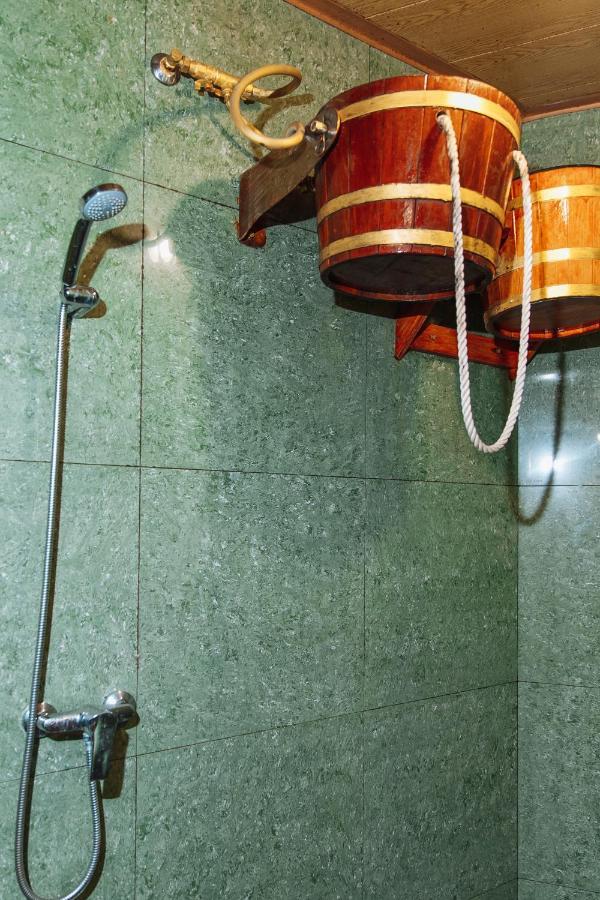 Viktoriya Family Hotel Restaurant Complex Kyiv Exterior photo